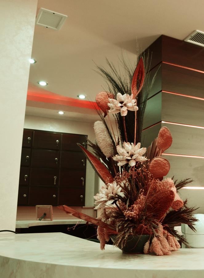 Guest House Saint Apostol เนเซบาร์ ภายนอก รูปภาพ