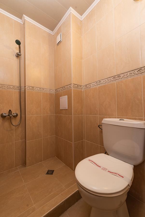 Guest House Saint Apostol เนเซบาร์ ภายนอก รูปภาพ