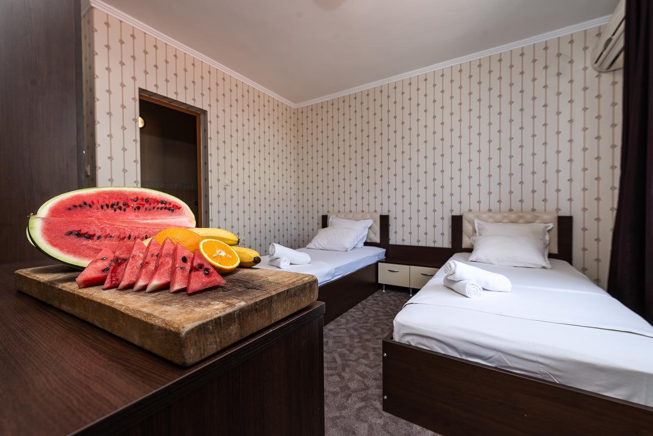 Guest House Saint Apostol เนเซบาร์ ภายนอก รูปภาพ