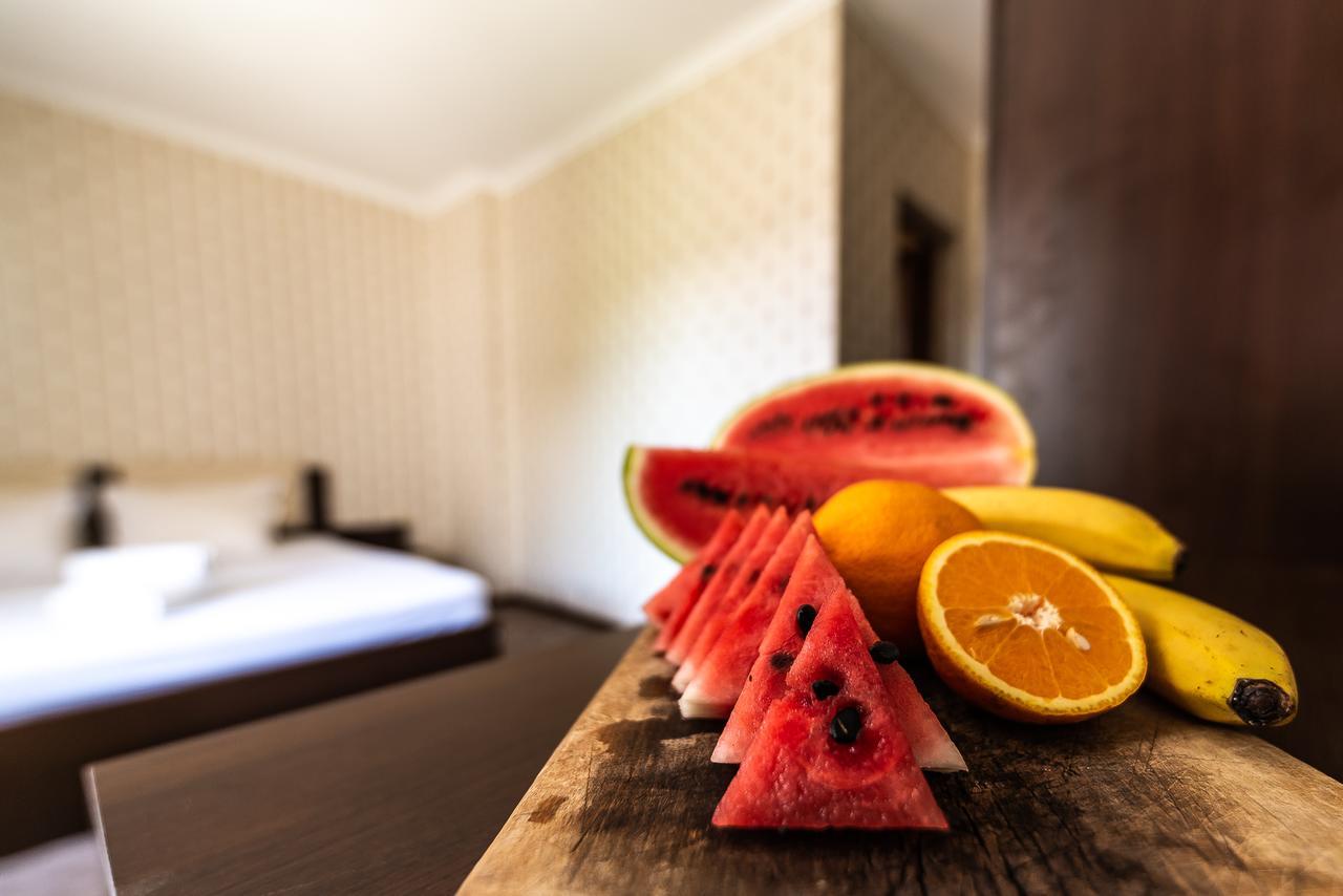 Guest House Saint Apostol เนเซบาร์ ภายนอก รูปภาพ