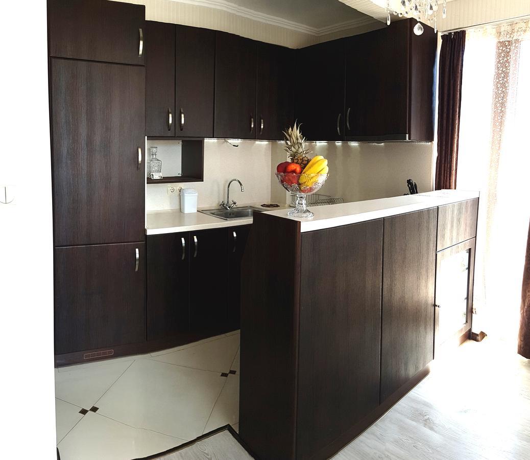 Guest House Saint Apostol เนเซบาร์ ภายนอก รูปภาพ